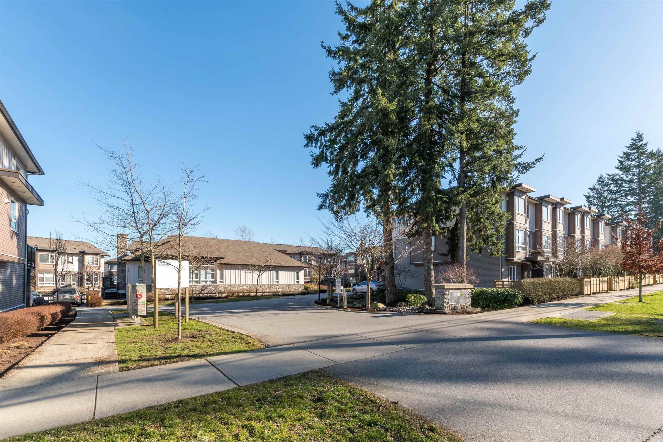 5888 144 STREET 3