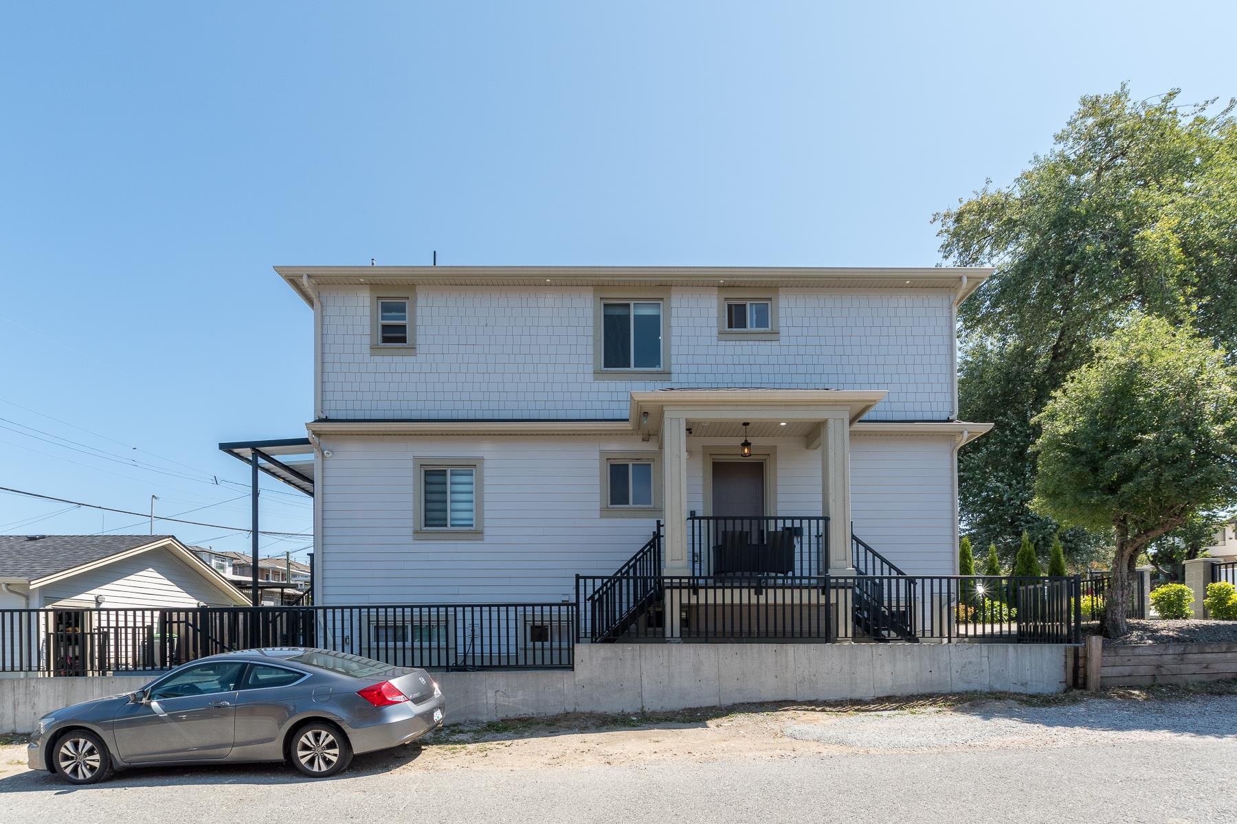 4488 WINDERMERE STREET 2